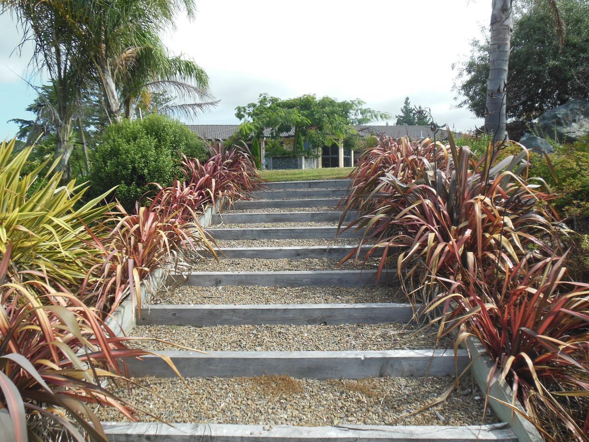 לינה וארוחת בוקר אורוואה Silverdale Retreat מראה חיצוני תמונה